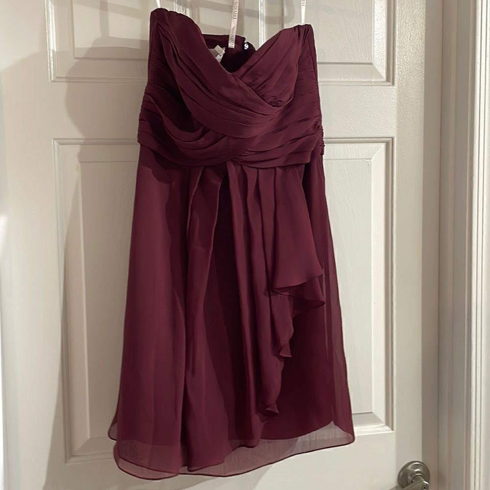 EUC David’s Bridal Short Strapless Bridesmaid Dress